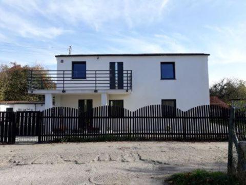 Osrodek Wypoczynkowy Waly Country house *